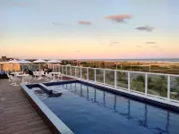 Simas Praia Hotel - Bãi biển