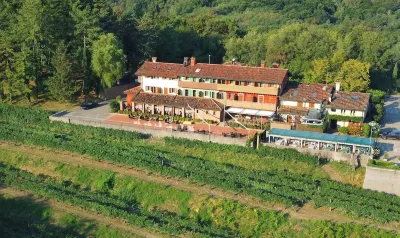 Elliot Osteria e Dormire in Collina فنادق في Cormons