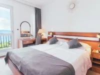 Hotel Horizont Hotels near Archaeological Collection