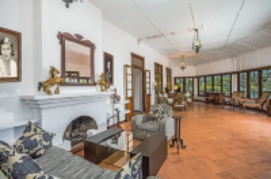 Mountbatten Bungalow- Thema Collection