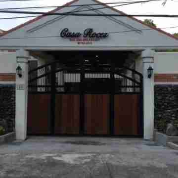 Casa Roces Hotel Exterior