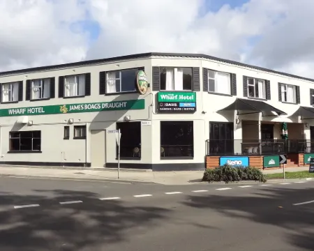 The Wharf Hotel Hotels in Wynyard