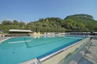 Hotel la Perla - Bike Hotel - Pools