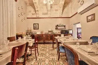 Julina Boutique Living Hotels in Naxxar