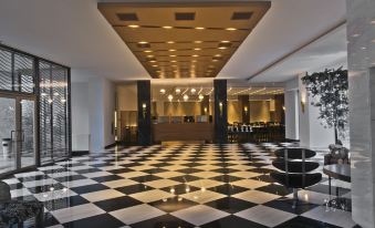 Aquila Atlantis Hotel