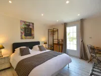 Mas Julien Hotels in Orange