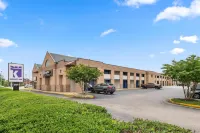 Knights Inn Virginia Beach at Lynnhaven Pkwy Hotels near Walmart Supercenter