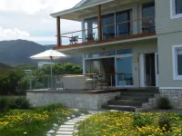 138 Marine Beachfront Guesthouse Hotels in Greater Hermanus