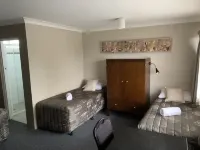 Titania Motel Hotels in Oberon