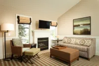 Lighthouse Lodge & Cottages - شرفة
