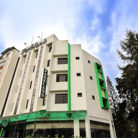 Parkland Hotel