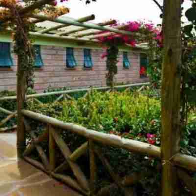 Maanzoni Lodge Hotel Exterior