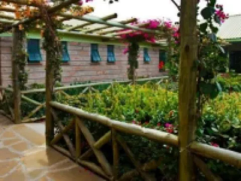 マアンゾニ ロッジ アティ・リバーのホテル