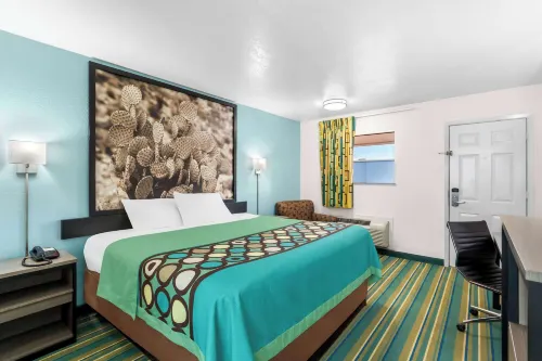 Super 8 by Wyndham Pleasanton Hotels in Pleasanton