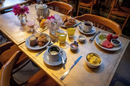 Posada Boutique El Encuentro Chacras de Coria Отели в г. Лухан де Куйо