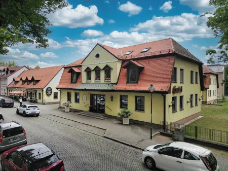 Hotel Sophienhof Отели в г. Хайдезе