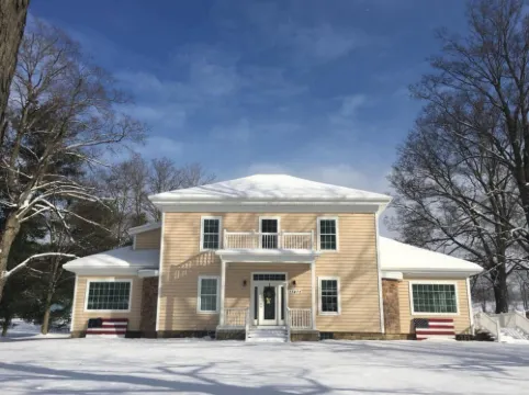 크리스털 런 스위츠 오브 스프링버러