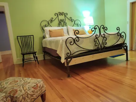 Noble Executive Suite