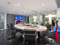 Semiramis City Hotel Hotels near شاطئ إيلي