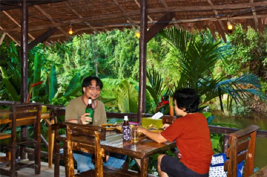 Khao Sok Riverside Cottages