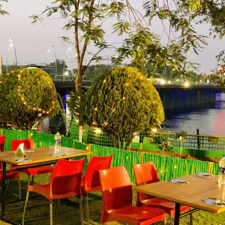 Vits Kamats Resort, Silvassa