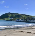 3 Bed Cottage - Sleeps 6 - Pets - Garden - Parking