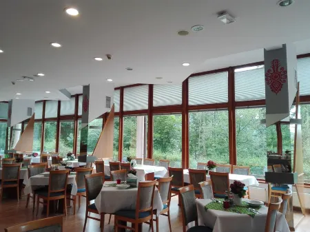 Geovita Zakopane Отели рядом со станцией Закопане