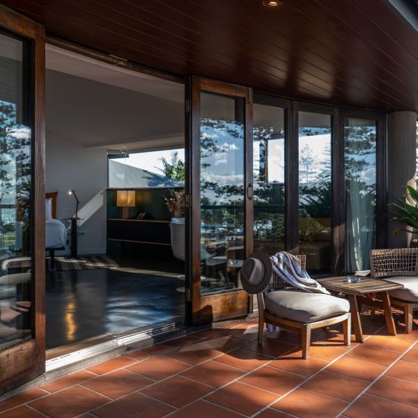 Balcony accommodation near Byron Bay beach in New South Wales