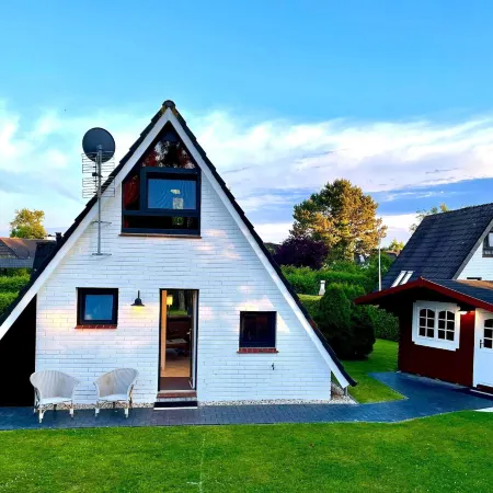 Ferienhaus Mit Sauna in Burhave