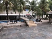 Crystal Rose Ambassador Hotel - Gym