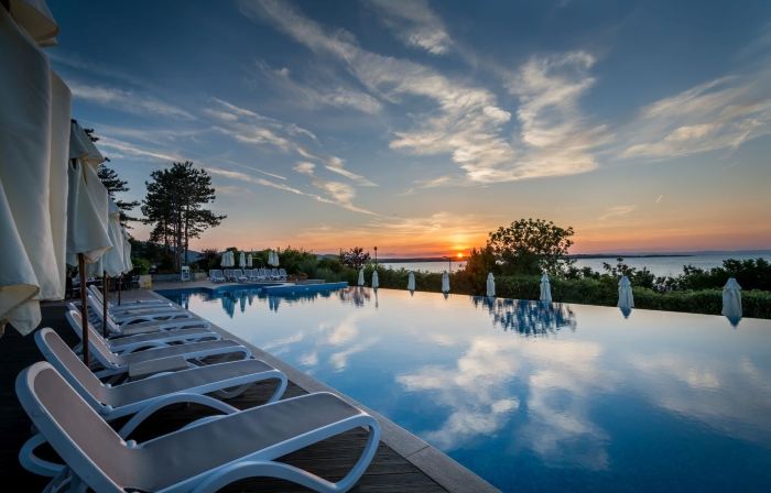 Viva Mare Beach Hotel by Santa Marina