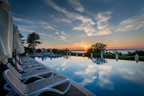 Viva Mare Beach Hotel by Santa Marina Hotel a Chernomorets