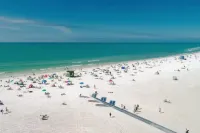 2 Bed 2 Bath Centrally Located on Siesta Key Hotel in zona Heron Lagoon