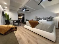 Siesta Key Cottage – Best Value! Just Cross the Street to the Gulf!