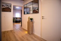 Hillside No. 18 - 4 stelle