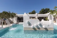 Kallos Villas & Suites