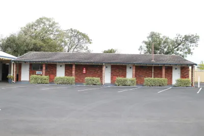 Busselton Motel Hotels in Басселтон