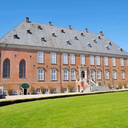 Liebevoll Eingerichtete Ferienwohnung in Husum