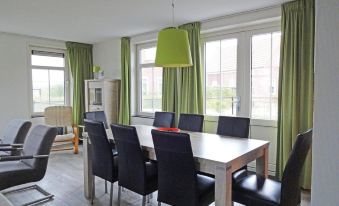 House in Netherlands for 8 With Modern Comfort
