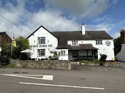 The White Horse Inn Hotel a Chirbury with Brompton