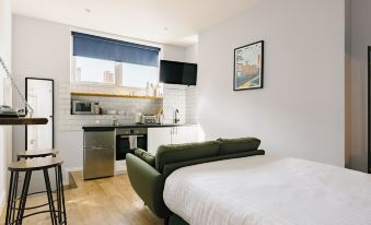 Leicester Square 4th Floor Studio