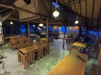 Maryan Moyo Bungalows & Resto - breakfast
