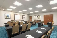 Hampton Inn & Suites Savannah-Airport