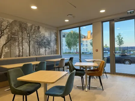 Brit Hotel Confort Carhaix Отели в г. Гломель