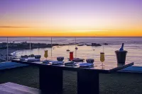 Clifton Yolo Spaces – Clifton Private Beach Villa