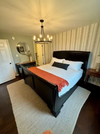 Lincoln Farmhouse-Bourbon Trail-Farm Stay