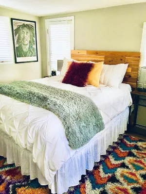 Colorado Cozy Cottage by Red Rocks & Denver