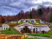 Pensiunea Dealul Verde Hotels in Решинарі