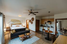 Modern Suites with Full Kitchen and Smart HDTV - Stylish Escape