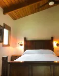 Special quiet, romantic, cozy home in a special place, Heavenly Hana. Lucky you!